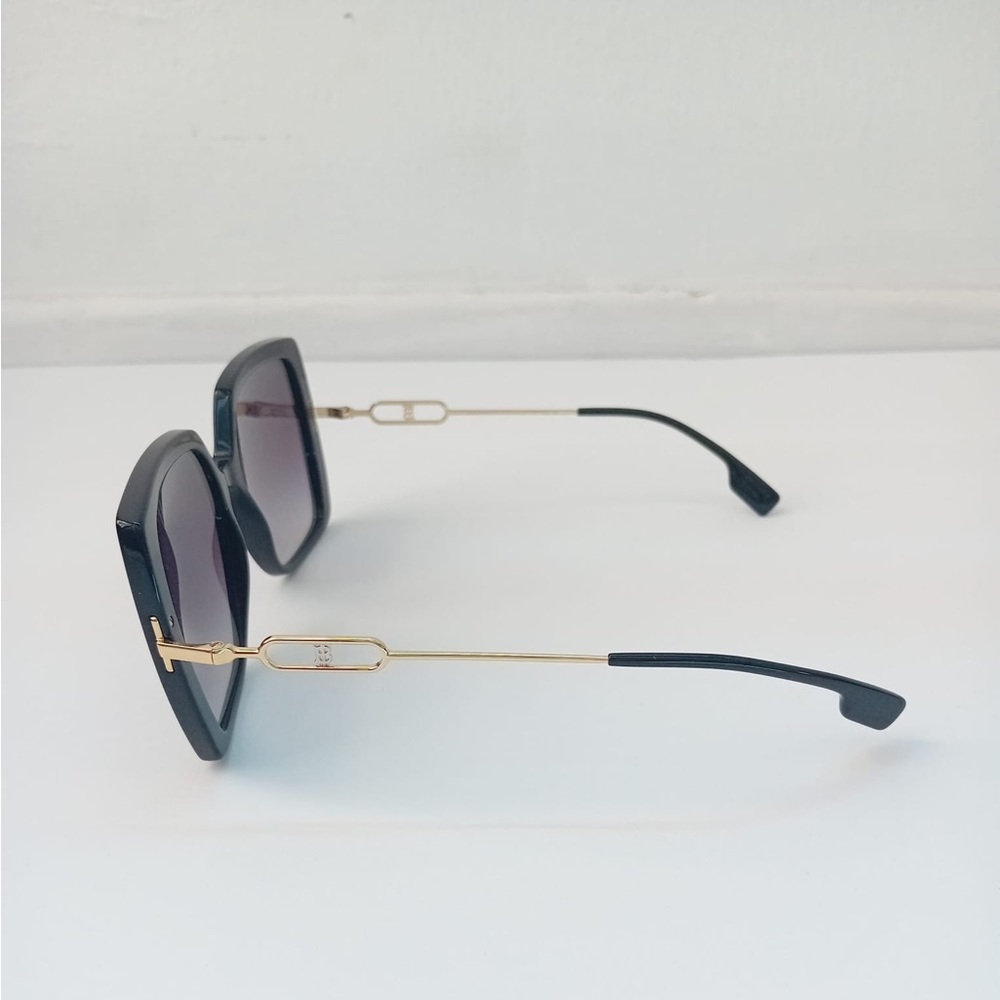 Burberry Grey Gradient Oversized Ladies Sunglasses BE4332 30018G - Picture 6 of 11